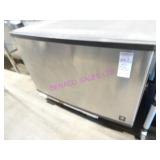 1X, 48"X25" MANITOWOC QD1303W ICE MACHINE HEAD