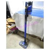 1X, SHARK CARPET VACUUM