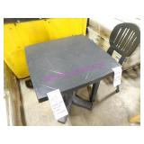1X, 25.25" SQUARE PLASTIC PATIO TABLE W/ CHAIR