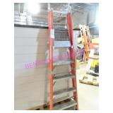 1X, FEATHERLITE 375 84'T STEP LADDER