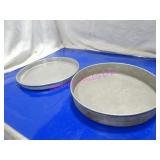LOT, 29 PCS ASST SIZE ALUM PIZZA PANS
