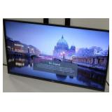 1X, 43' LG 4K ULTRA HD LED SMART TV NOTES!