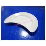 LOT, NEW 3BOX(26PC) V&B CRESCENT SHAPE SALAD PLATE