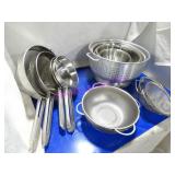 LOT, 14PC ASST SIEVE, COLLANDER & MIX BOWLS NOTE