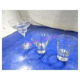 LOT, 30 PCS ASST COCKTAIL GLASSES  NOTES!