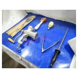 LOT, 1 BIN ASST KITCHEN/BAR SUPPLIES  NOTES!