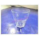 LOT, 30PC SMALL PANELLED TUMBLER GLASS