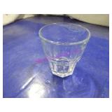 LOT, 28 PCS SMALL PANELLED TUMBLER GLASS NOTES