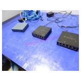 LOT, 3 PCS ASST ETHERNET GIGABIT SWITCHES NOTES!