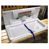 1X, BABY DIAPER CHANGING STATION 34"X17"