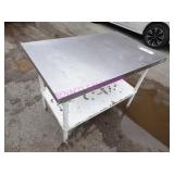 1X, 48"X29.5" STAINLESS STEEL TABLE W/ U/S