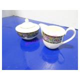 LOT, 16PC V&B MATCHING CREAMER/SUGAR BOWL SET