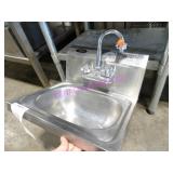 1X, S/S HANDWASH SINK W/ EYEWASH