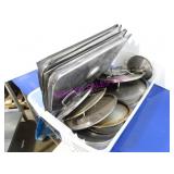 LOT, 1 BIN ASST SIZE/STYLE LIDS  NOTES