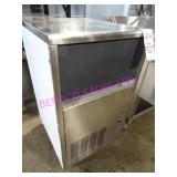 1X, 19.5"X36"T BREMA CB425A S/S U/C ICE MAKER