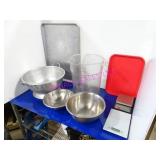 LOT, 22 PCS ASST RESTAURANT SUPPLIES  NOTES