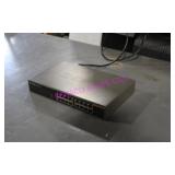 1x D-Link DSS 16 port unmanaged switch