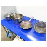 LOT, 7PC KITCHEN S/S SUPPLIES  NOTES