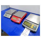 LOT, 3PCS ASST DIGI WEIGHT SCALE