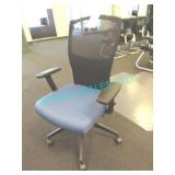 1X, MESH BACK SUPPORT CHAIR, BLUE SEAT