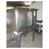 1X, GARLAND  CONVECTION OVEN ,GAS W/ LEGS