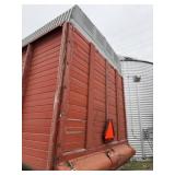 Gehl 960 forage wagon with Badger tandem running