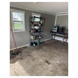 Miscellaneous garage items