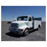 2000 International 4700 Service Truck