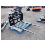 Unused GIYI Skid Steer Pallet Forks