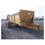 Knight 1060 Tandem Axle Manure Spreader