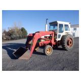 1973 International 1066 Tractor w/ Loader