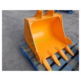 Unused GIYI CAT 305 Excavator Bucket 24"