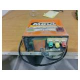 M800 Gallagher Electric Fencer