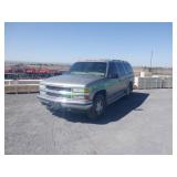 1999 Chevy Suburban 4WD SUV
