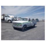 1984 Ford F250 XLT Diesel Service Truck