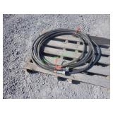 2 Hydraulic Hoses w/ Quick Connects: 1/2"