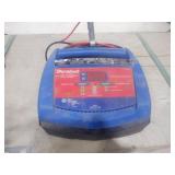 Duralast Batter Charger/Maintainer