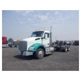 2016 Kenworth T880 3 Axle Semi Truck
