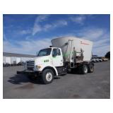 1999 Sterling w/ Knight 51100 Vertical Maxx Mixer