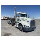 2014 Peterbilt 386 4 Axle Semi Truck