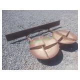 2 - 10 Wheel Truck Hydraulic Fertilizer Spreaders