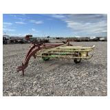 1981 New Holland 256 Side Delivery Hay Rake