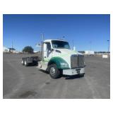 2016 Kenworth T880 3 Axle Semi Truck
