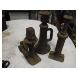 House Moving Jacks