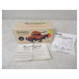 ERTL Remington Pickup w/Kennel Bank, Hunting Dog