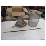 1 Fishing Net, 1 Circular Trap, 1 Handle,