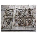 6-Dukes 220 Body Grip Traps 8inx8in