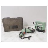Skil. Mod.501 1/4in. Drill w/Accessories & Case, &