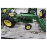 ERTL John Deere Loader Metal Die Cast Tractor