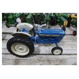 ERTL Ford 4000 Metal Die Cast Tractor